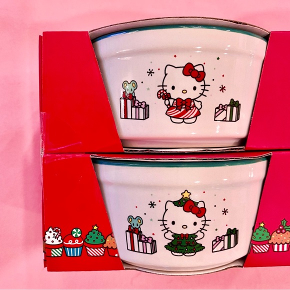 Hello Kitty Christmas Ramekin Holiday Bowl R Set of 4 Sanrio Stripe Red Dress - Picture 2 of 6